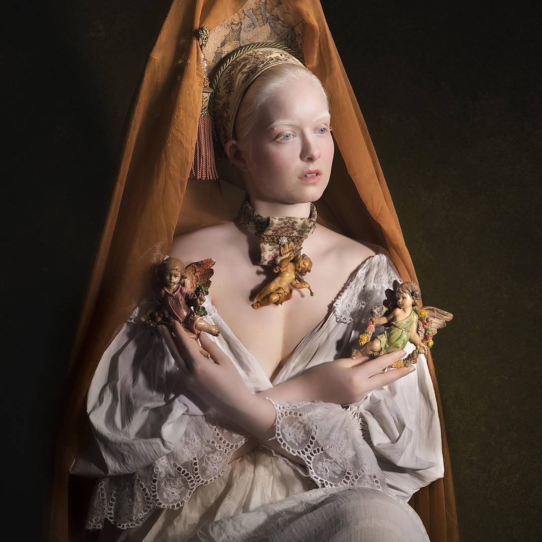 Angels on the palm - Photography Winner